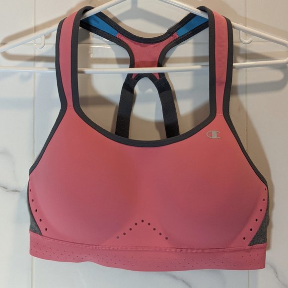 ❗LAST CHANCE❗Champion Vented Wireless Warrior Sports Bra - Picture 1 of 2